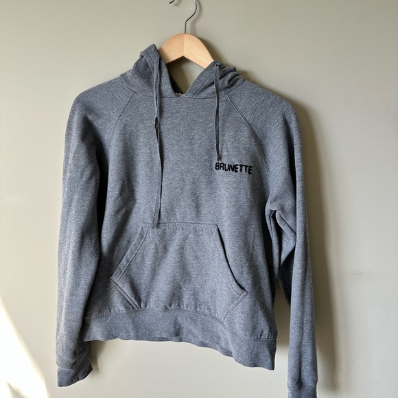 Brunette The Label The Brunette Middle Sister Chainstitch Hoodie in Heather Grey - Picture 3 of 6